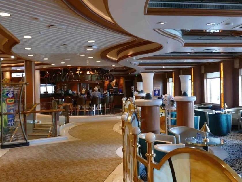 carnival cruise Cabins above or below public spaces