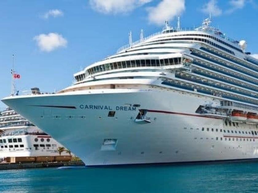 carnival cruise Cabins at the front (bow) of the ship