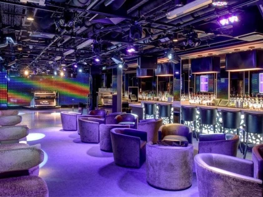 carnival cruise Cabins near the nightclub disco