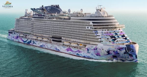 Norwegian Luna